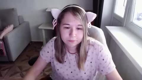Snapshot of emilyway chatting on July 18, 2026, 1:15 pm emilyway online show from July 18, 2026, 1:15 pm