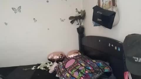 Snapshot of emilywhitee_ chatting on March 10, 2026, 2:27 am Valentina independent model online show from March 10, 2026, 2:27 am