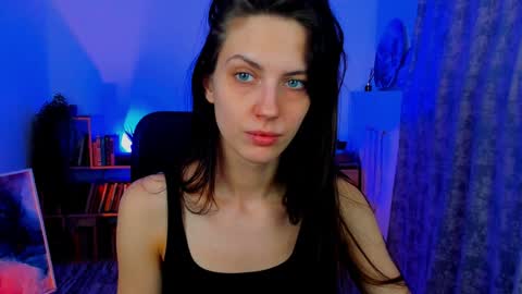 Snapshot of emilywiled chatting on December 25, 2024, 8:18 am Emily online show from December 25, 2024, 8:18 am