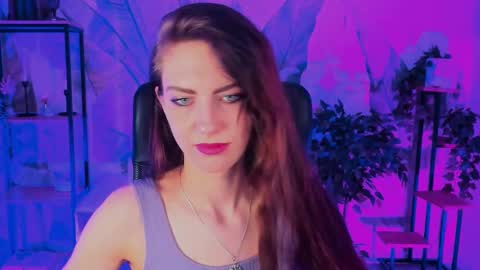Snapshot of emilywiled chatting on February 9, 2025, 12:08 pm Emily online show from February 9, 2025, 12:08 pm