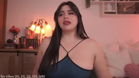 Snapshot of emilyxrose_ chatting on May 8, 2026, 5:29 pm IG thickemmsss online show from May 8, 2026, 5:29 pm