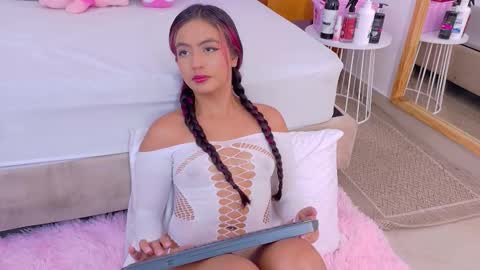 Emily Bank online show from March 13, 2026, 8:04 pm