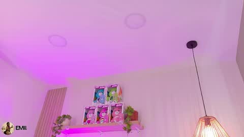 Emily Bank online show from April 16, 2026, 8:20 pm