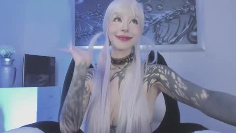 Snapshot of eminence_shadow chatting on February 24, 2026, 3:04 am ELLE DANIELLE online show from February 24, 2026, 3:04 am