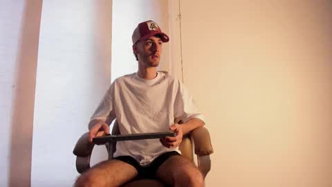 emir_ozan online show from February 21, 2026, 7:48 pm