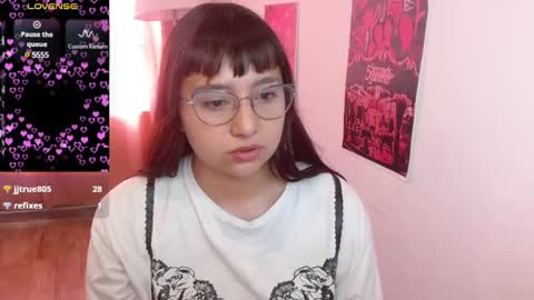 Snapshot of emitaa17228 chatting on March 12, 2025, 8:41 pm emma online show from March 12, 2025, 8:41 pm