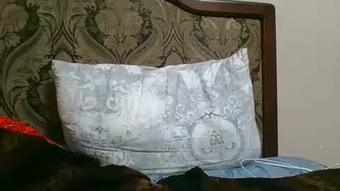 emma_991 online show from January 5, 2025, 3:45 pm