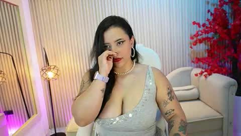 emma__walkerr_ online show from September 17, 2025, 7:04 pm