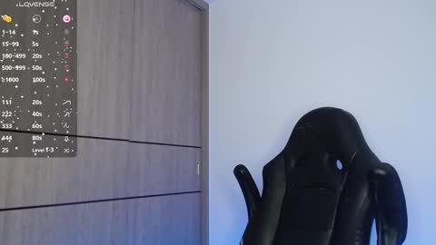 Snapshot of emma_aaa chatting on February 8, 2025, 8:42 am Rocio online show from February 8, 2025, 8:42 am