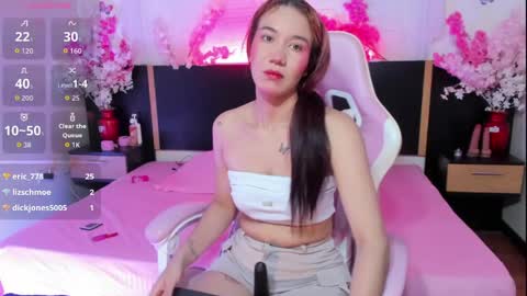 Snapshot of emma_ayala chatting on May 21, 2026, 7:10 pm emma_ayala online show from May 21, 2026, 7:10 pm