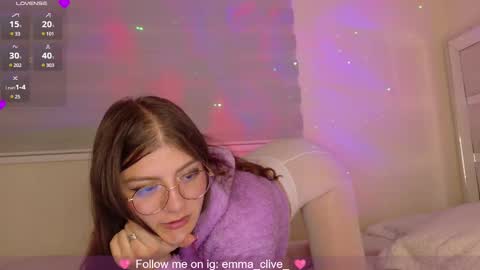 Snapshot of emma_clive chatting on February 15, 2025, 3:42 am  Emma  online show from February 15, 2025, 3:42 am