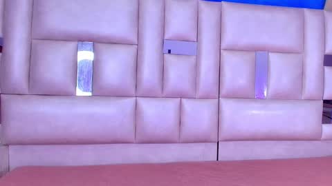 Emma online show from October 3, 2025, 3:03 am