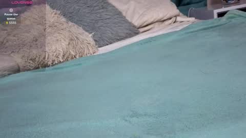 Emma online show from January 5, 2026, 7:50 pm