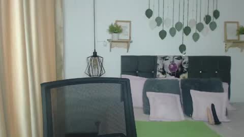 Tell me Emma online show from April 15, 2026, 2:13 pm