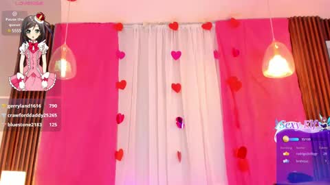 Snapshot of emma_hunter_ chatting on February 20, 2025, 9:44 am Emma online show from February 20, 2025, 9:44 am