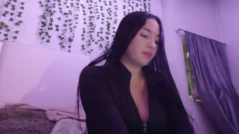 emma_johnson_ online show from November 3, 2025, 1:51 am