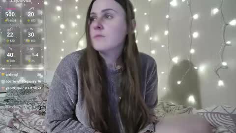 emma_just online show from December 16, 2025, 8:14 pm