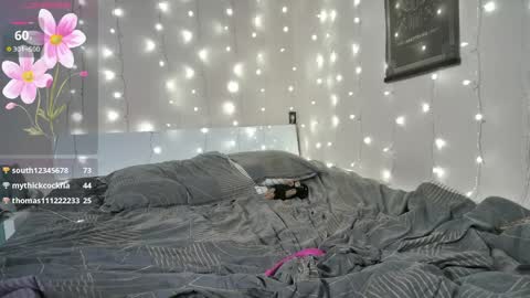 emma_just online show from May 18, 2026, 8:25 pm