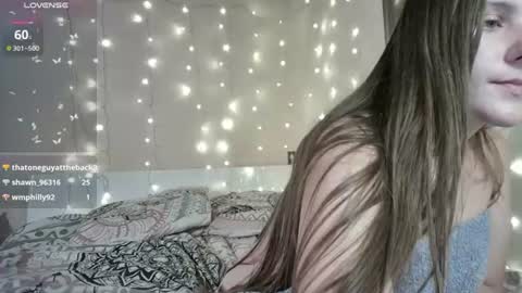 Snapshot of emma_just chatting on June 18, 2026, 9:14 am emma_just online show from June 18, 2026, 9:14 am