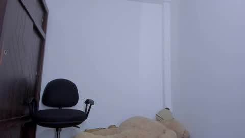 whises lits        online show from September 25, 2025, 11:03 am