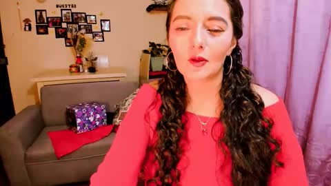 Snapshot of emma_luxy chatting on March 14, 2026, 7:25 am emma luxy online show from March 14, 2026, 7:25 am