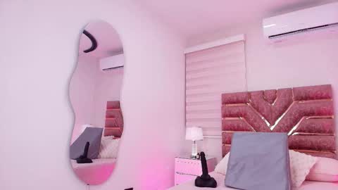 emma online show from November 27, 2025, 11:56 am