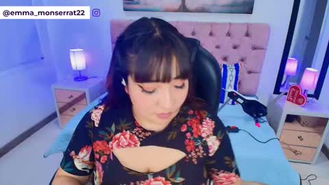 Emma Monserratt online show from February 16, 2026, 7:43 pm