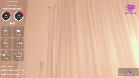 Snapshot of emma_morgann chatting on December 5, 2024, 2:33 pm Emma Morgann online show from December 5, 2024, 2:33 pm