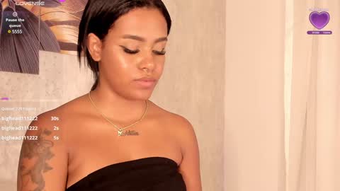 Snapshot of emma_morgann chatting on December 20, 2024, 5:29 pm Emma Morgann online show from December 20, 2024, 5:29 pm