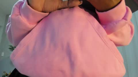 Snapshot of emma_morgann chatting on October 4, 2025, 11:30 am Emma Morgann online show from October 4, 2025, 11:30 am