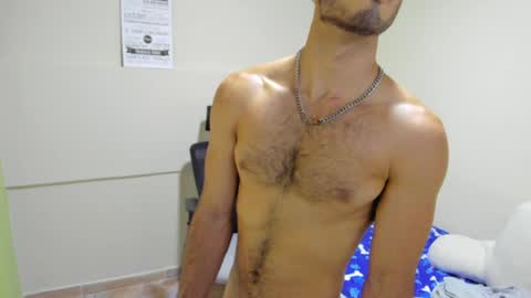 Snapshot of emma_muscle_ chatting on June 6, 2026, 9:19 pm emma online show from June 6, 2026, 9:19 pm