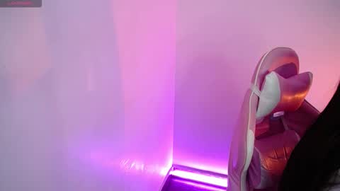 Snapshot of emma_naa chatting on September 27, 2025, 12:15 am Emma online show from September 27, 2025, 12:15 am