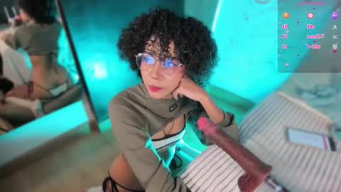     online show from September 11, 2025, 10:15 am