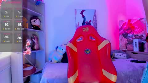 Snapshot of emma_soffia chatting on November 5, 2025, 7:03 pm EMMA online show from November 5, 2025, 7:03 pm