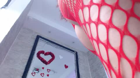 Snapshot of emma_swet1 chatting on April 1, 2026, 1:52 pm Emma... online show from April 1, 2026, 1:52 pm