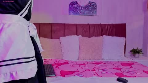 Emma online show from April 8, 2026, 7:14 pm