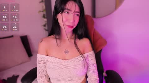 Snapshot of emma_woods__ chatting on January 2, 2025, 12:24 pm emma_woods__ online show from January 2, 2025, 12:24 pm