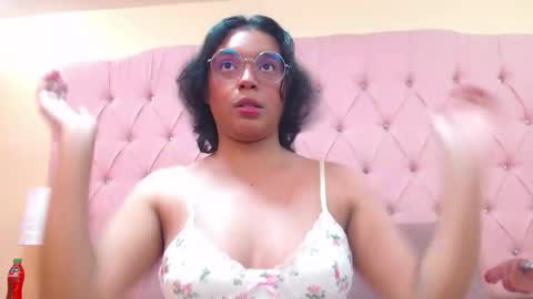 Snapshot of emmaa_lex chatting on June 3, 2026, 2:03 am Emma online show from June 3, 2026, 2:03 am