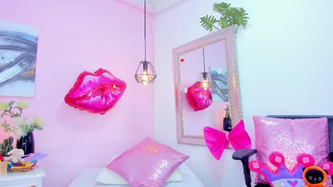 Emma  online show from February 15, 2026, 2:03 pm