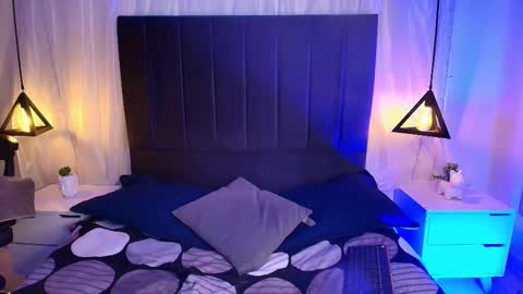 EMMA  online show from February 21, 2026, 3:40 am