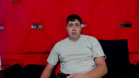 EmmaAndDemon online show from February 9, 2026, 2:32 pm