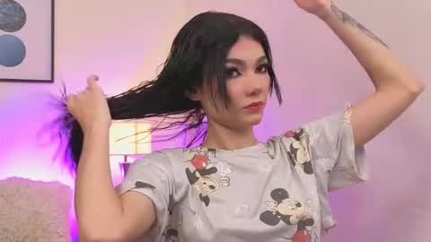 Snapshot of emmabridgerton chatting on February 28, 2026, 9:49 pm Emma online show from February 28, 2026, 9:49 pm