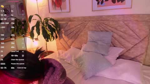          online show from May 10, 2026, 12:32 pm