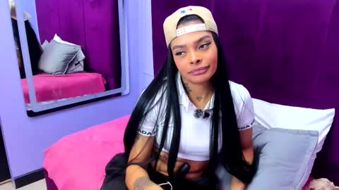 emmaebony_ online show from March 5, 2026, 1:51 pm