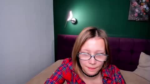 Emma 3 online show from March 7, 2026, 2:08 am