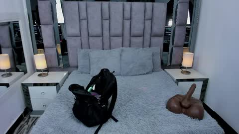 EMMA HILL online show from April 7, 2026, 11:10 am