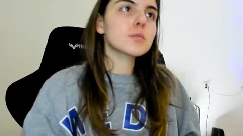 Emma online show from December 13, 2025, 8:14 pm