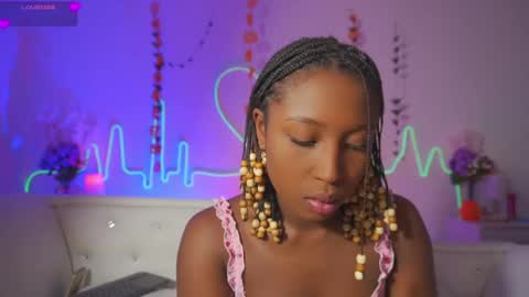 Sara online show from October 13, 2025, 11:32 am