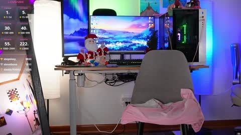 Snapshot of emmasky69 chatting on December 6, 2024, 4:14 am Emma Sky online show from December 6, 2024, 4:14 am