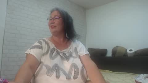 Snapshot of emmasquirt69 chatting on June 7, 2026, 8:45 pm emmasquirt69 online show from June 7, 2026, 8:45 pm